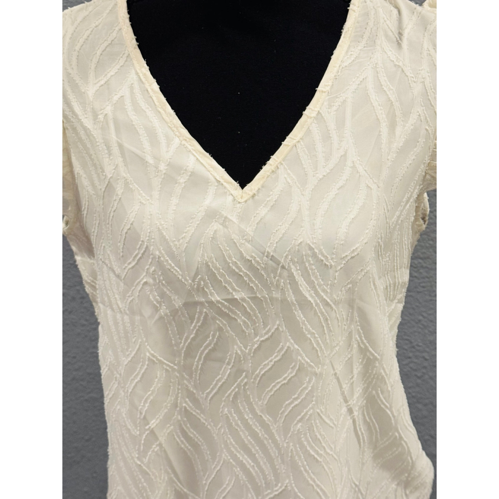 Flutter Sleeve Textured Cream V-Neck Blouse, Sz M, NEW - Picture 2 of 5